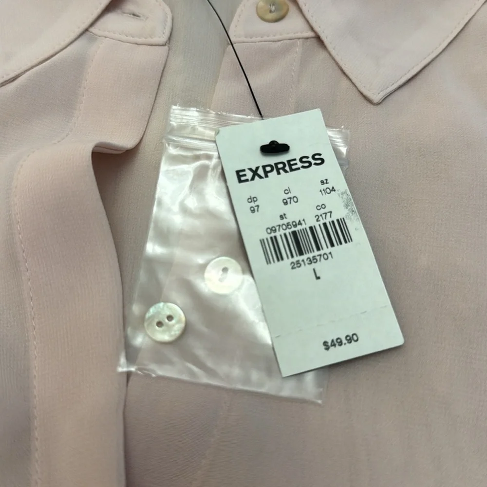 NWT Express Blush Pink Blouse - Size L - Picture 3 of 11